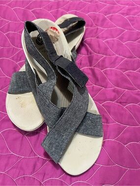 Clarks Gray Fabric Crisscross Slingback Sandals